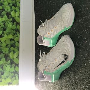 Nike Metcon 6 White size 9.5W 8M